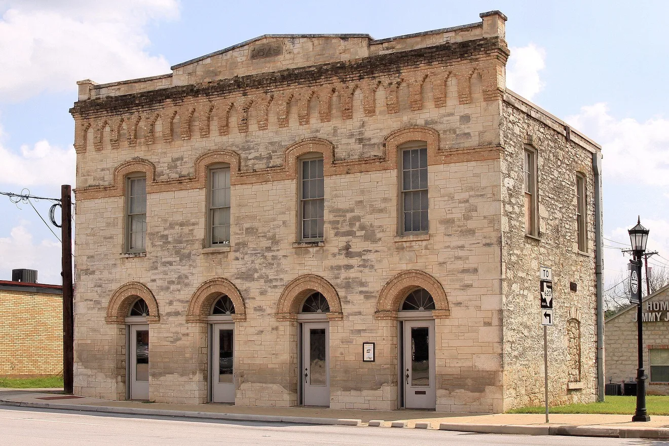 The Old Post Office Building in downtown Round Rock, Texas (Photo: Larry D. Moore / Wikimedia Commons, CC BY 4.0)